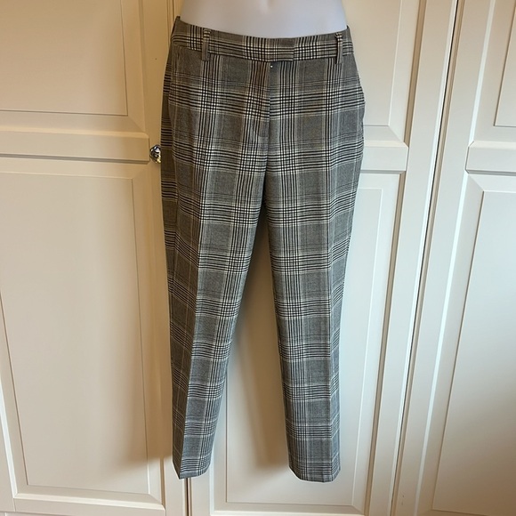 Reiss Plaid Trousers, Ankle length Size 4, office corporate chic, Grey & Black - Picture 6 of 15